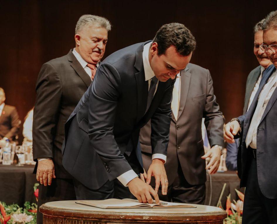 Lucas Ribeiro oficializa renúncia da PMCG e assumiu como vice-governador da Paraíba