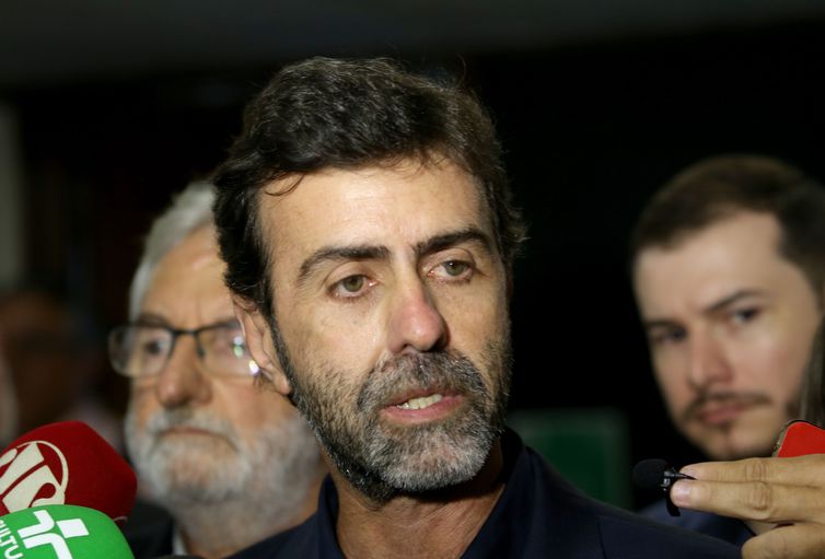 Marcelo Freixo é nomeado presidente da Embratur