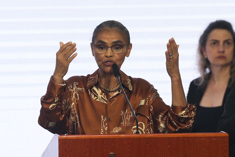 Marina Silva e Haddad vão representar o Brasil em Fórum Econômico