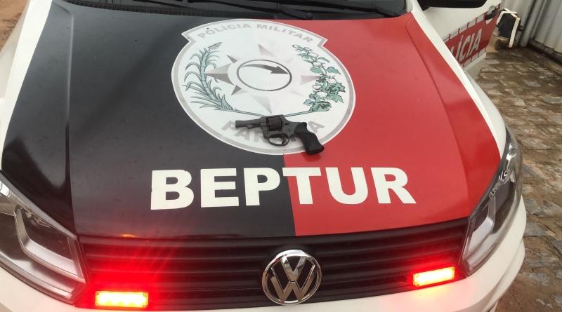 OPERAÇÃO VERÃO: Polícia Militar prende suspeito com arma de fogo em praia da Capital