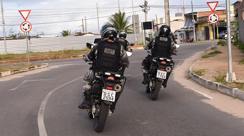 Polícia Militar apreende arma de fogo usada pelo tráfico, na zona sul da capital