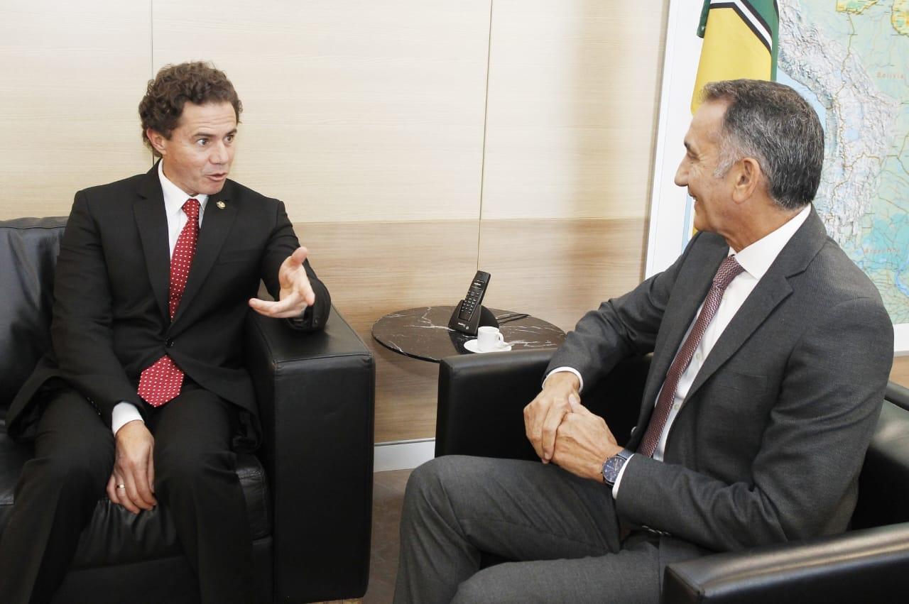 Veneziano discute concretização do 3º Eixo da Transposição com ministro da Integração e Desenvolvimento Regional
