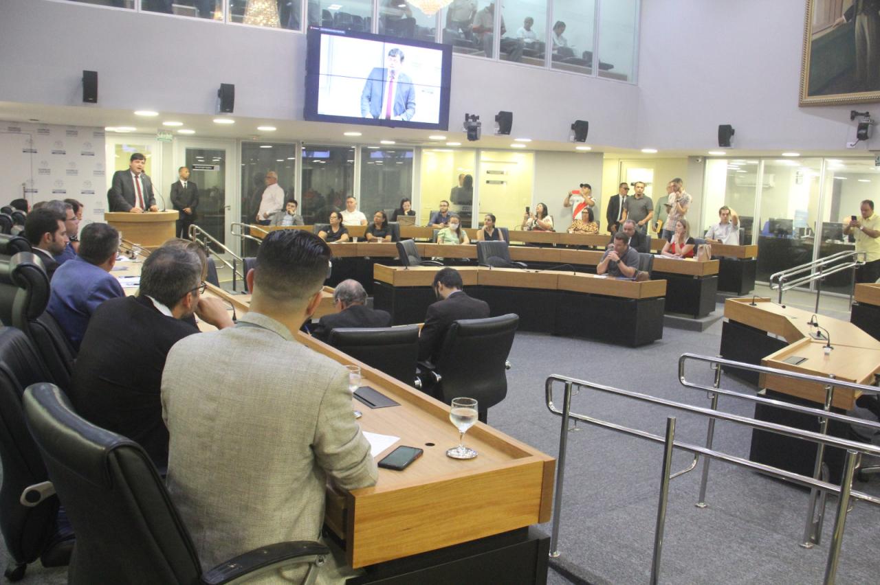 ALPB debate novo piso salarial da enfermagem na Paraíba durante audiência pública