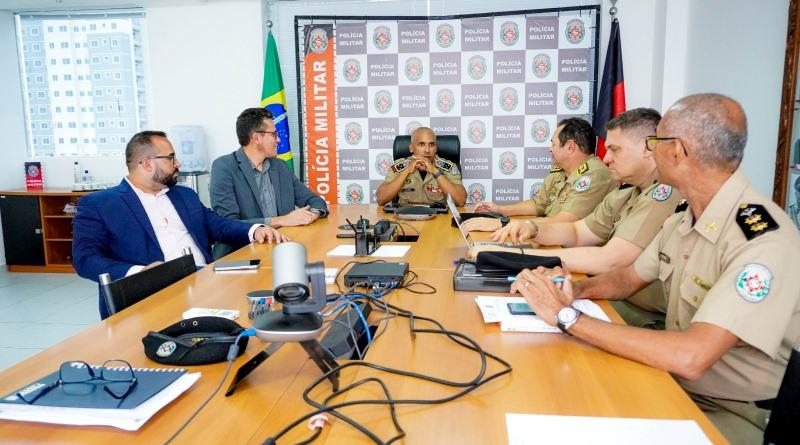 Comandante-geral da PM recebe Secretário de Educação da Paraíba e reafirma parceria