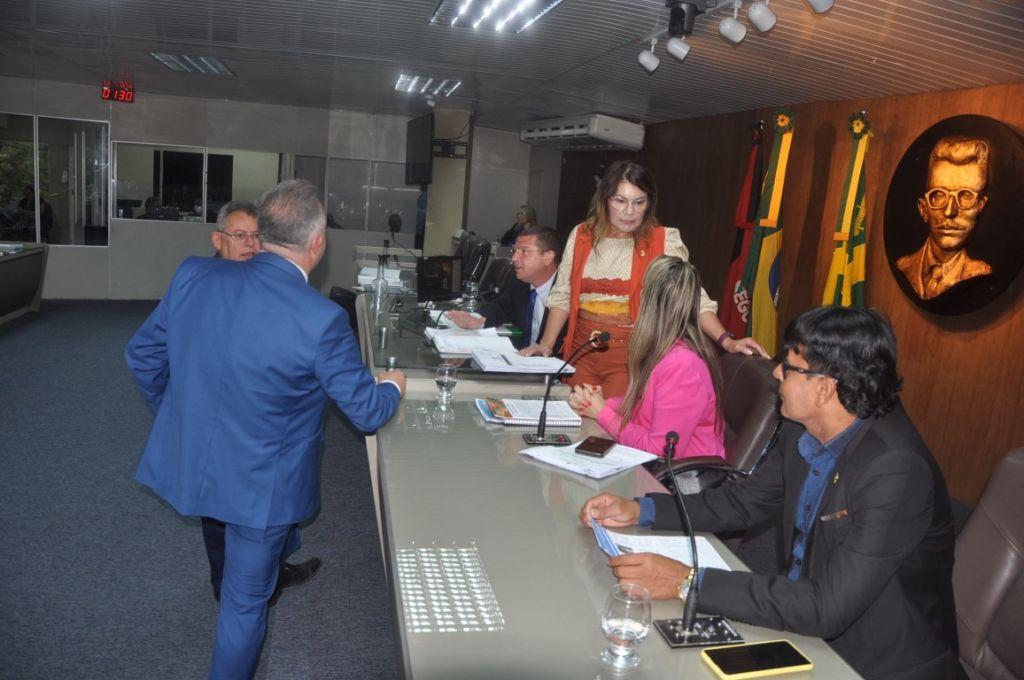 CAMPINA GRANDE: Vereadores alertam para desemprego e agravamento da crise econômica local