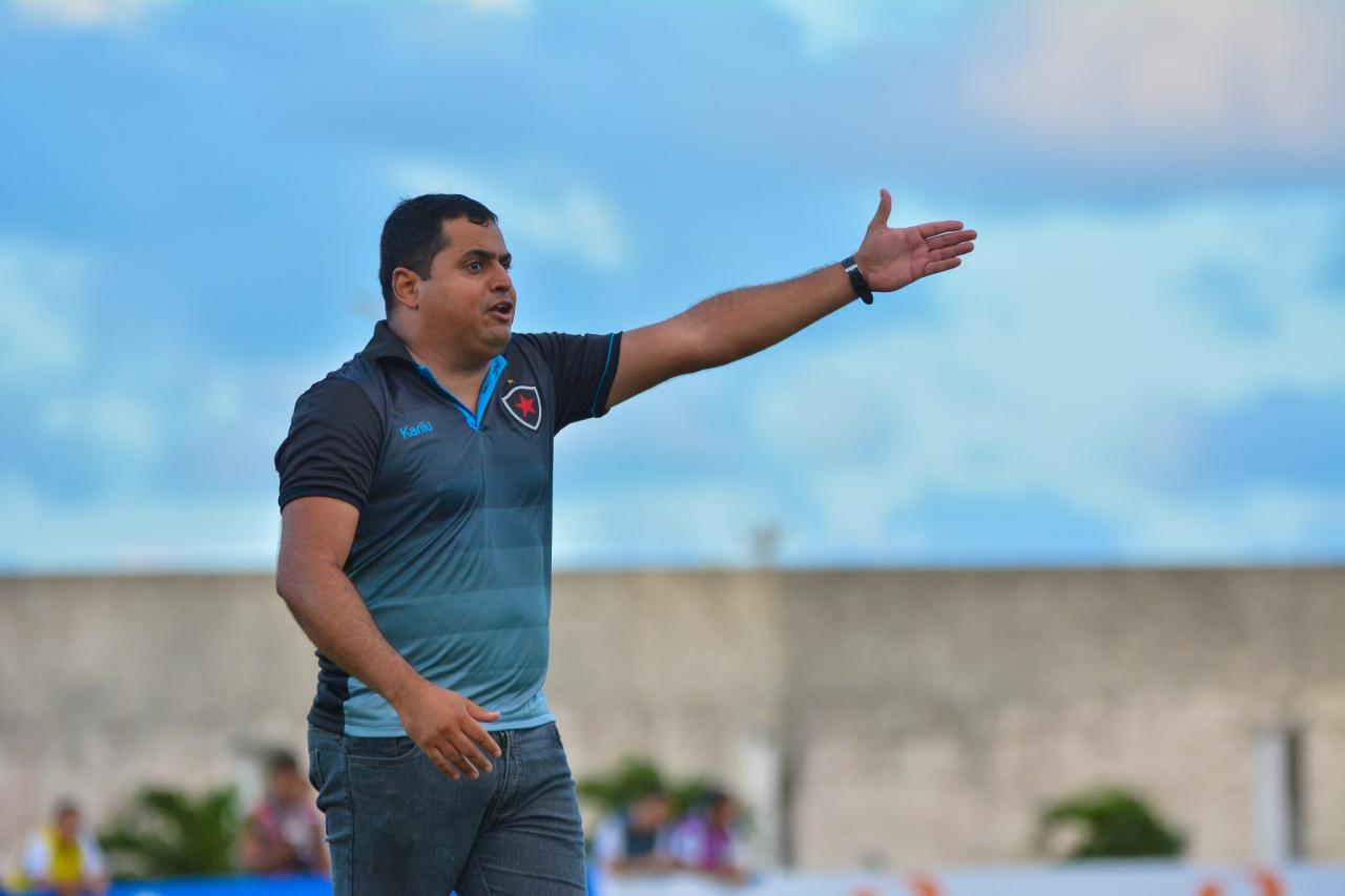 Botafogo-PB demite mais um técnico em meio a crise, polêmicas e fracasso em competições