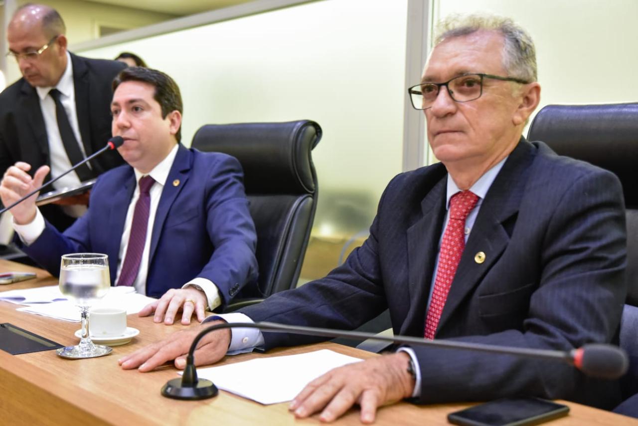 Comissão aprova parecer da PEC que eleva idade máxima para escolha de membros do TCE-PB