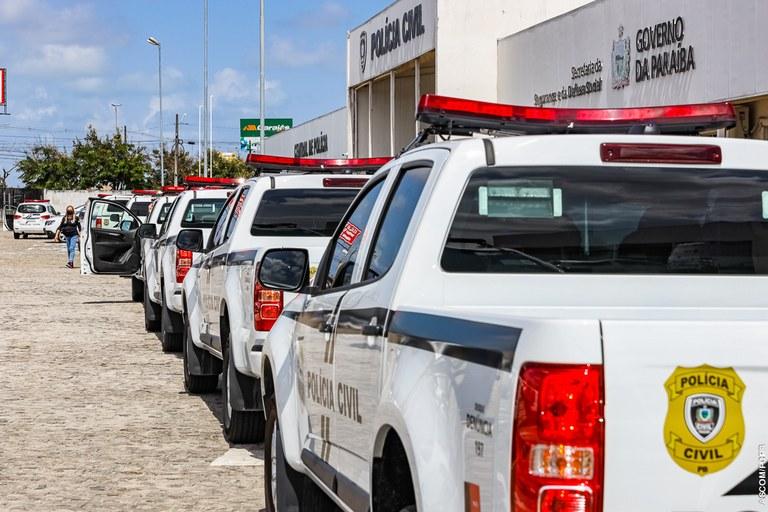 Polícia Civil prende casal suspeito de aplicar golpe de cerca de R$ 60 milhões em casa de apostas na Paraíba