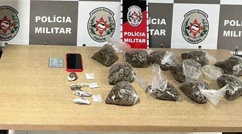 Polícia Militar intercepta carro que fazia transporte de drogas na zona sul de João Pessoa