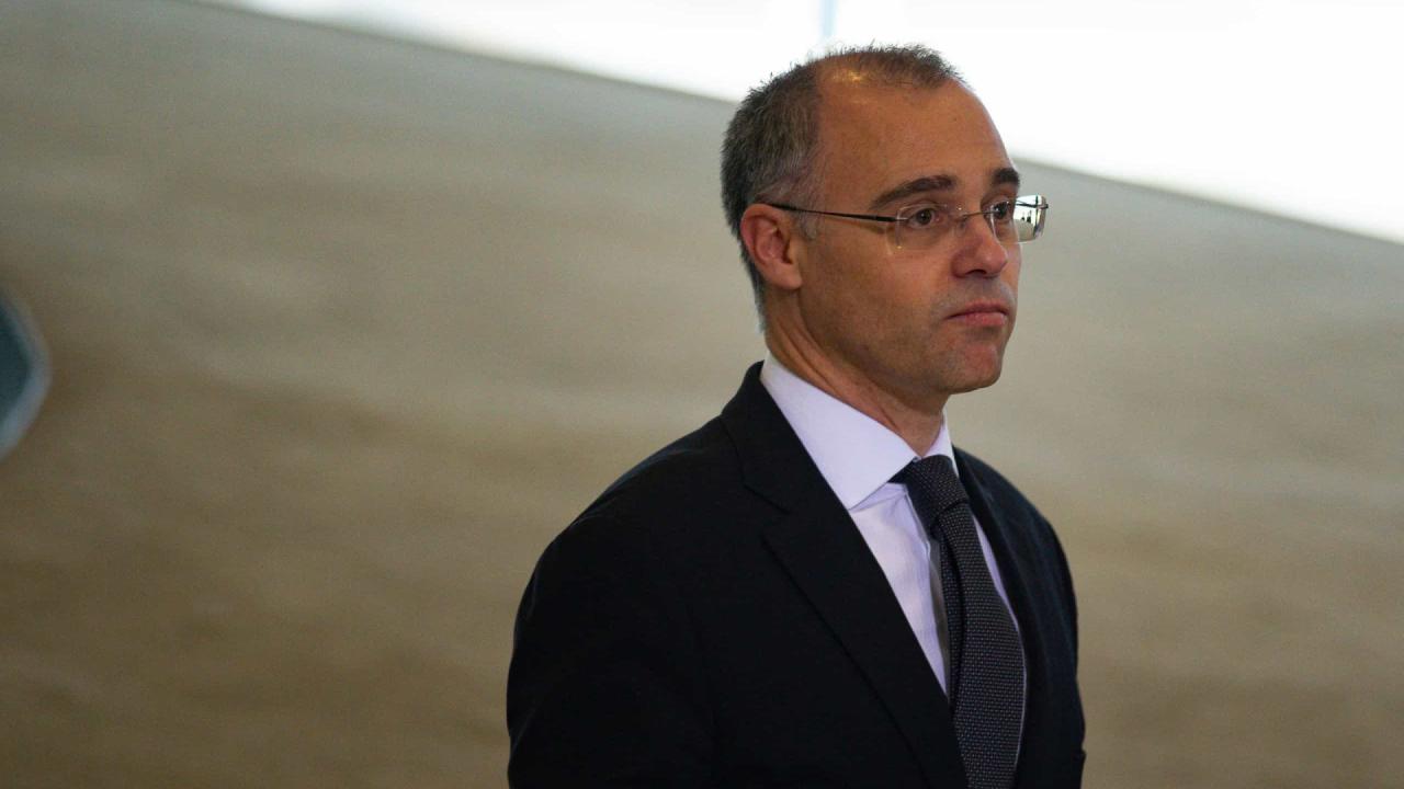 André Mendonça (STF) envia ao plenário ação que pede suspensão de acordos leniência lava jato
