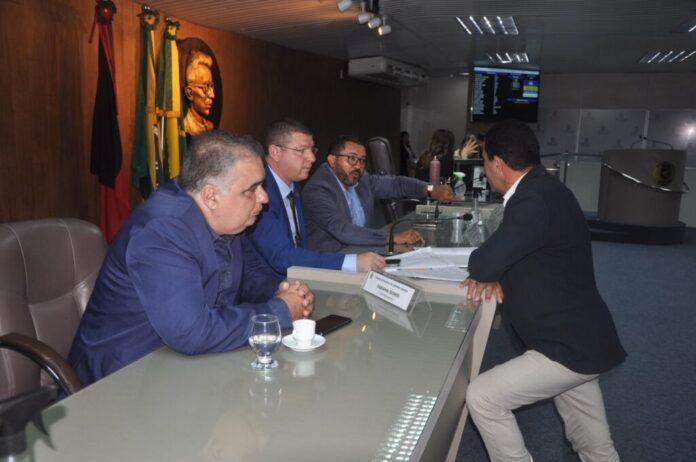 Baixo número de pediatras no Nordeste preocupa vereadores de Campina Grande