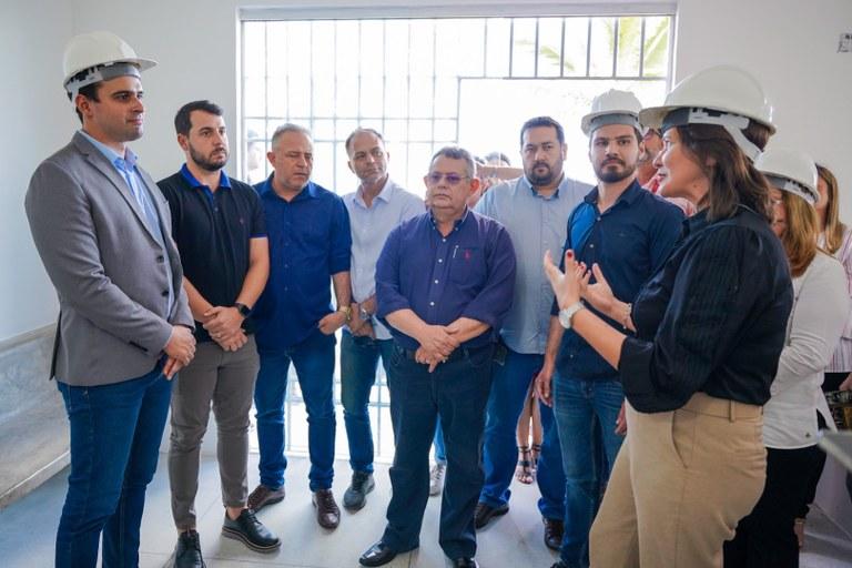 Governador em exercício inspeciona obras em andamento em Campina Grande