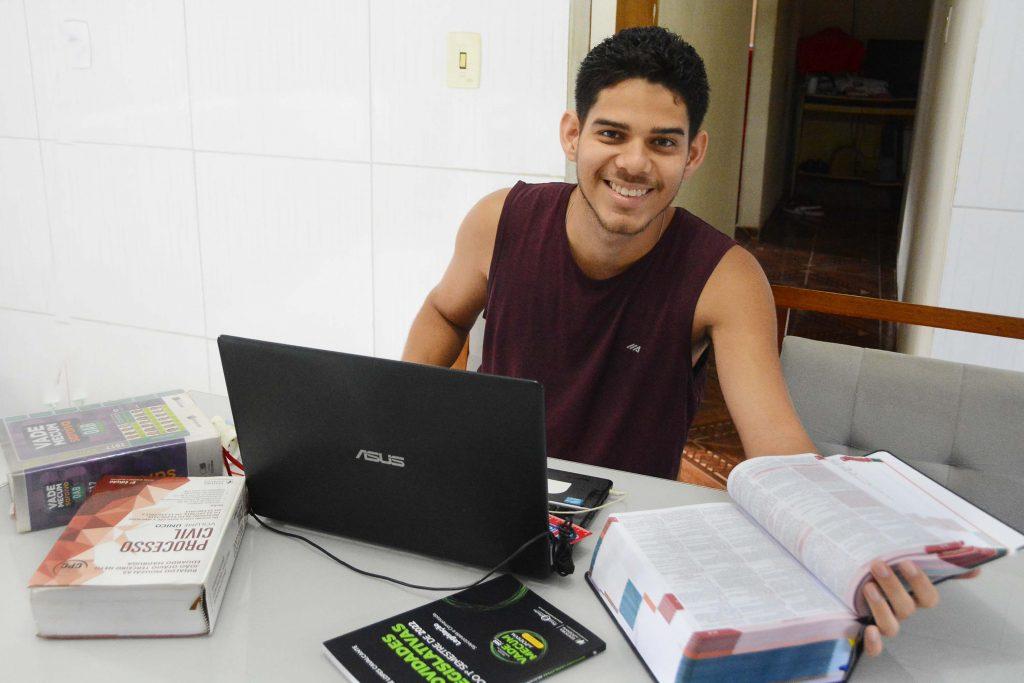 Prefeitura de João Pessoa inicia atualização cadastral do Programa Apoio Universitário nesta segunda-feira