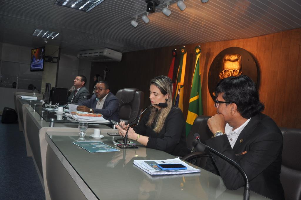 DENÚNCIA em Campina Grande: Vereadores debatem possíveis irregularidades em contribuição sindical no município