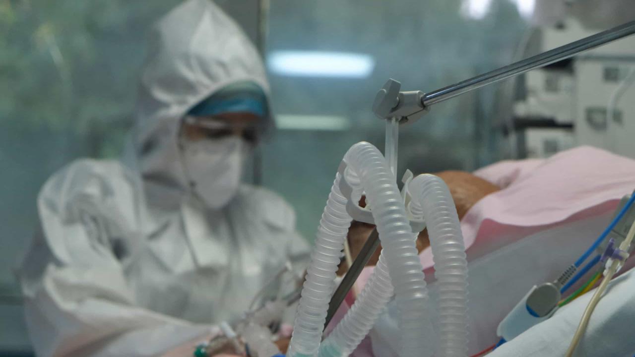 Éris: nova variante da covid-19 é perigosa? Entenda riscos no Brasil e no mundo
