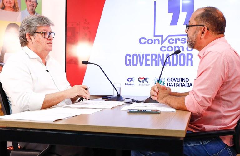 João Azevêdo anuncia pagamento de desoneração do extra, adicional de inatividade e convocação da segunda turma de concursados da Polícia Civil