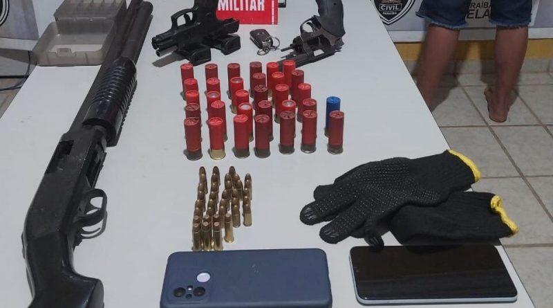 PM prende três homens com armas e munições em um motel da cidade de Catolé do Rocha