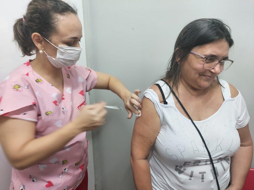 Prefeitura de João Pessoa garante vacinação contra Covid-19 em diversos serviços de saúde