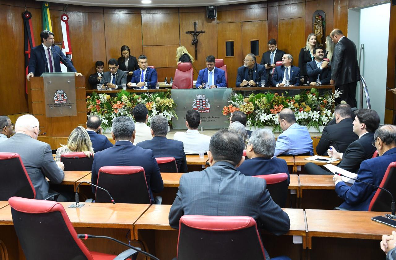 Vice-prefeito da Capital discursa na abertura dos trabalhos da CMJP