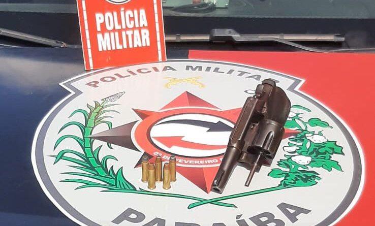 Polícia Militar apreende três armas de fogo e prende dois suspeitos em ações no interior da Paraíba