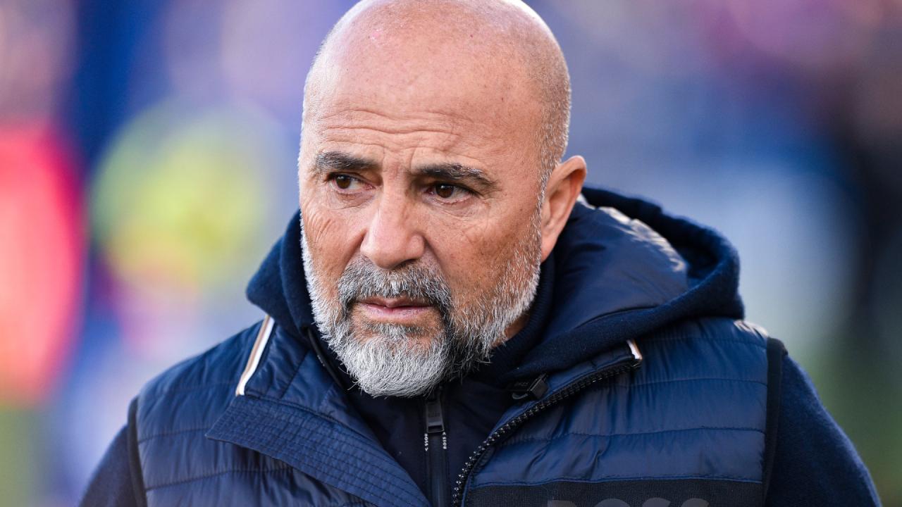 Sampaoli vai ao Ninho comandar treino enquanto Flamengo discute demissão
