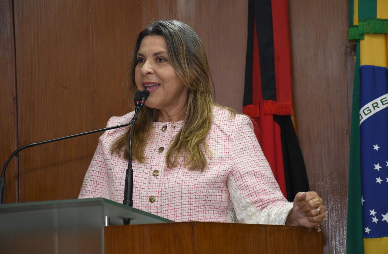 Vereadora critica resolução do Conselho Nacional de Saúde