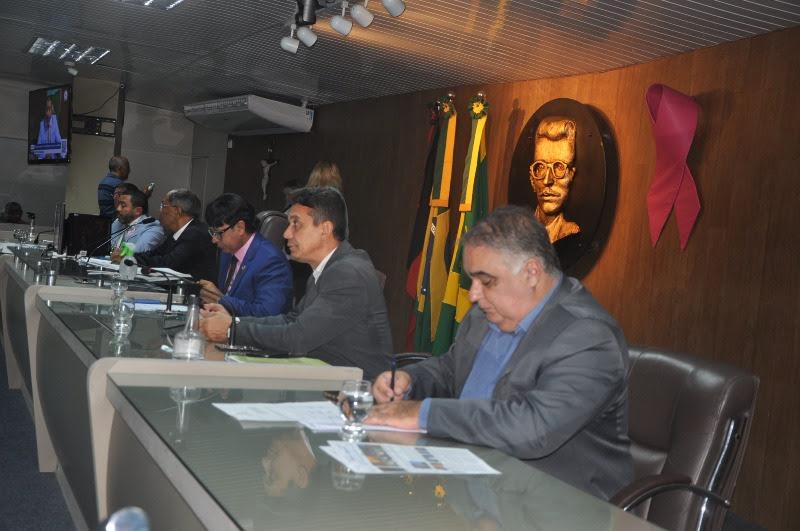Chegou Aqui: Crise de Repasses do FPE e FPM Afeta Estados e Prefeituras em Todo o Brasil