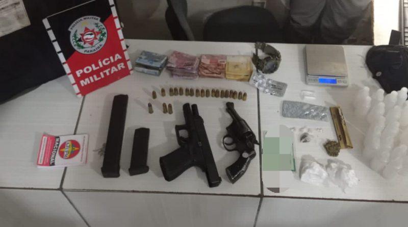 Procurado da justiça é preso com armas, drogas, colete e moto roubada na cidade de Pedras de Fogo