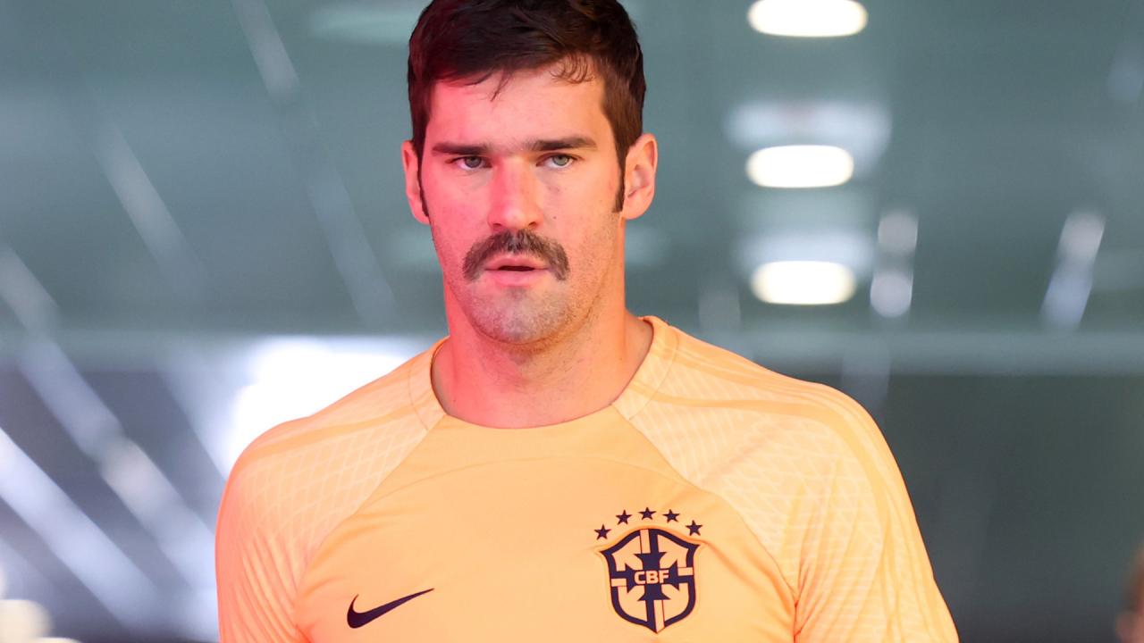 Alisson detona apatia do Brasil: 'Só camisa não ganha, temos de criar mais, ser mais soberano'