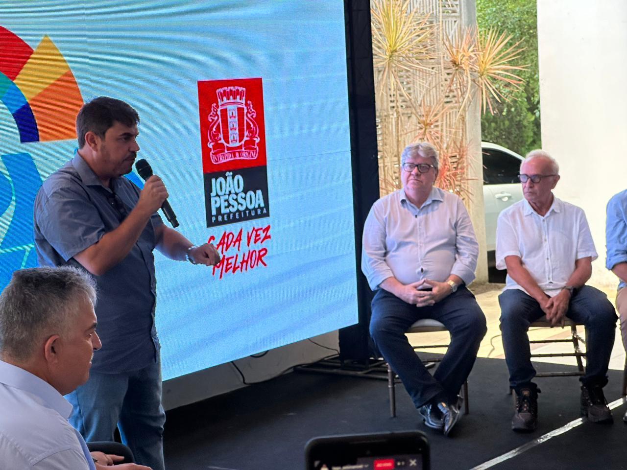 Atendendo a Dinho, Cícero manda à CMJP projeto de incentivos fiscais para comércio e residências do Centro Histórico