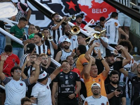 Botafogo será julgado pelo STJD e pode ficar sem a presença da torcida após confusão