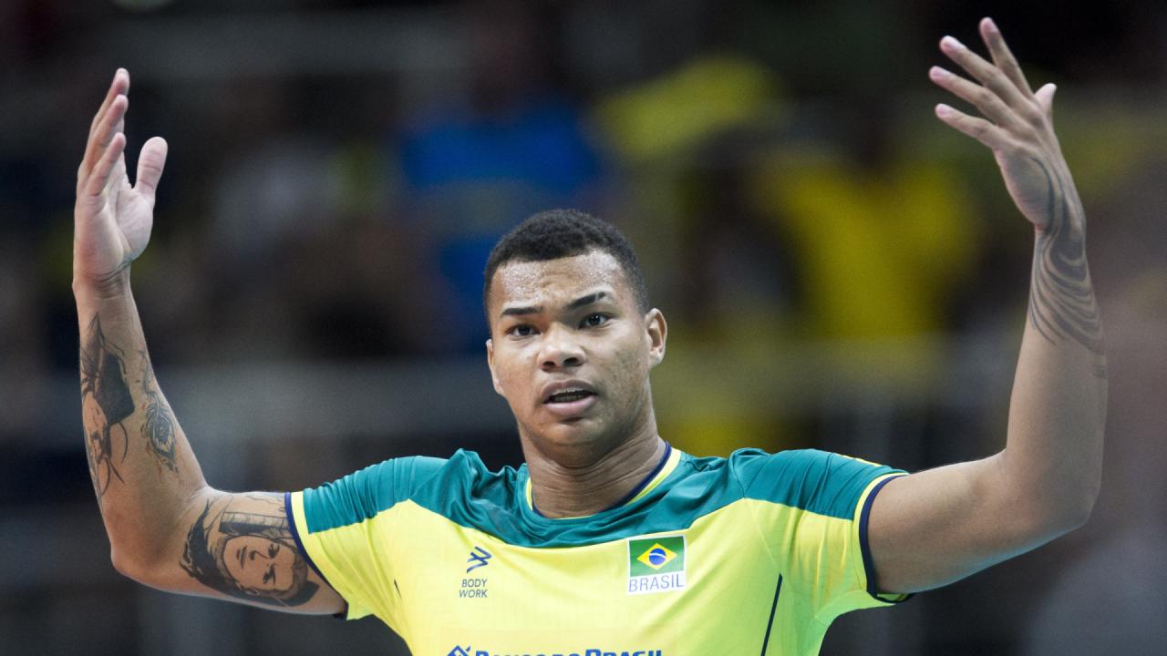 Darlan salva de novo, Brasil vence Cuba e vai à semi do Vôlei no Pan.