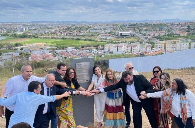 Em Campina Grande, Ministra Luciana Santos assina ordem de serviço para expansão do Parque Tecnológico