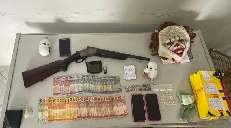 Operação prende dois homens e apreende arma, drogas e dinheiro na cidade de Sossego