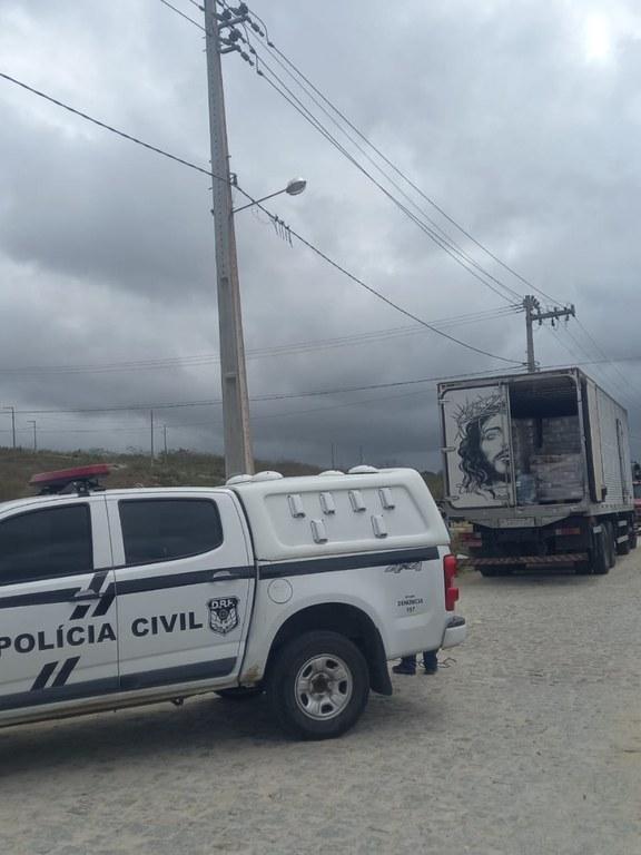 Polícia Civil recupera caminhão com 16 toneladas de carne roubadas em Campina Grande