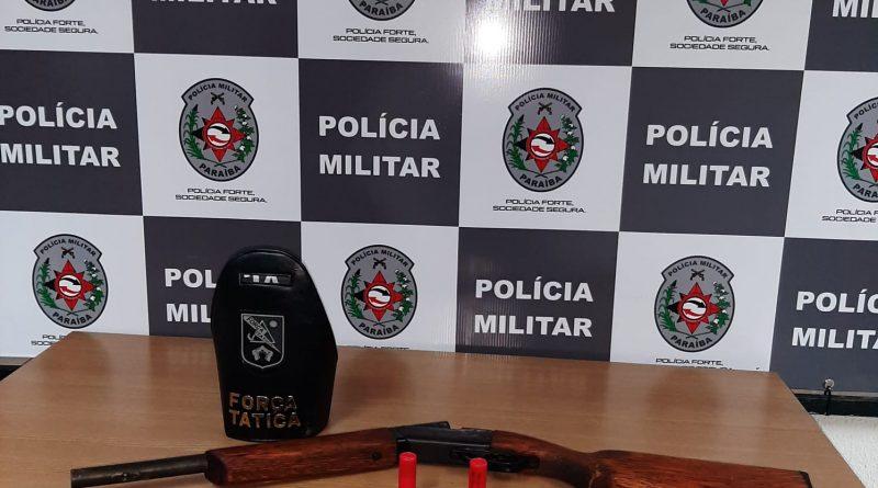 Polícia Militar apreende arma após cerco e troca de tiros com criminosos em Mandacaru