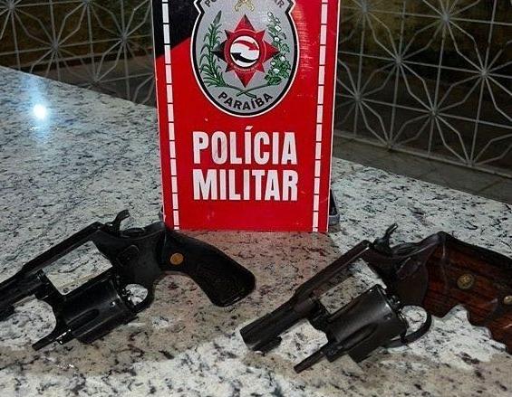 Polícia Militar prende casal e apreende armas e drogas na cidade de São Bento