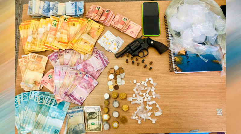 Polícia Militar prende suspeito por tráfico de drogas em Campina Grande