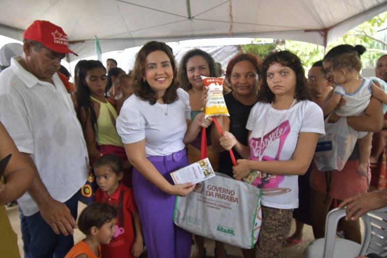 Governo da Paraíba amplia Programa de Aquisição de Alimentos e leite começa a ser distribuído com 4 mil famílias em João Pessoa
