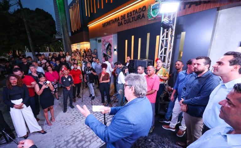 João Azevêdo inaugura sede da Secretaria de Cultura e autoriza investimentos para o carnaval 2024