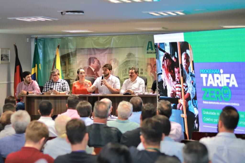Prefeito Bruno lança Programa Tarifa Zero e anuncia que Campina terá ônibus gratuito nos próximos domingo, 17 e sábado, 23 de dezembro