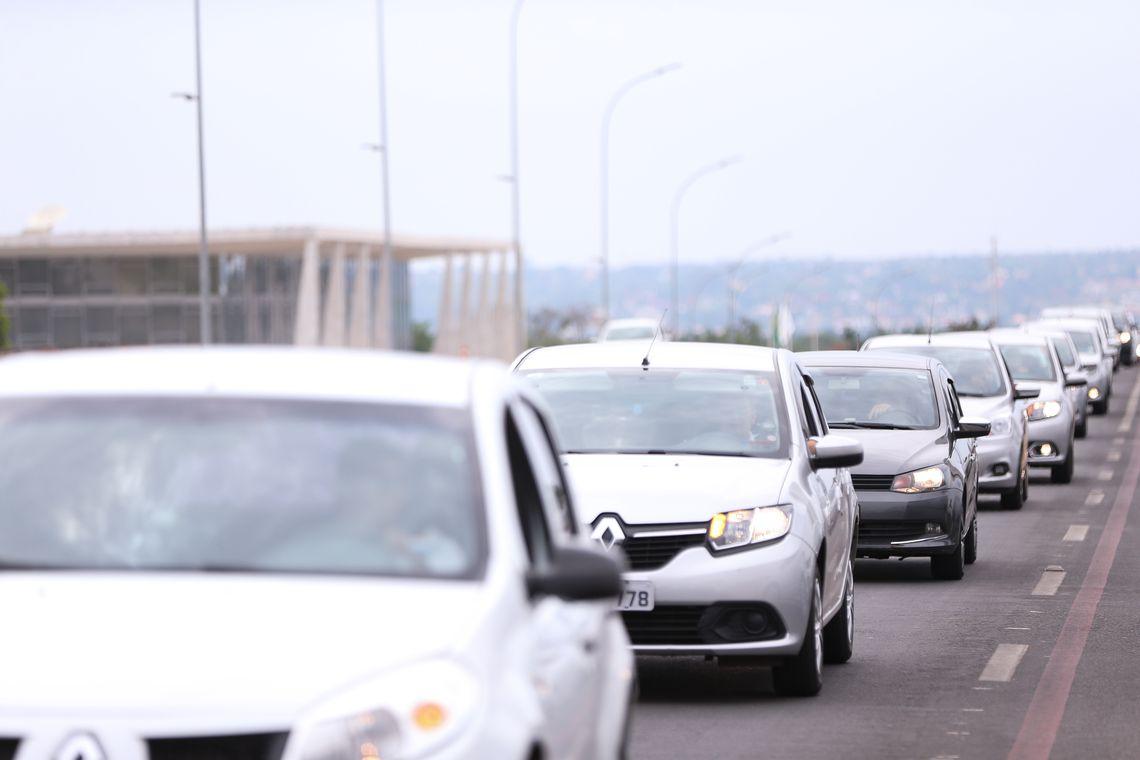 STF nega vínculo trabalhista entre motoristas e empresas de aplicativo