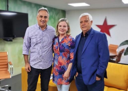 Luciano Cartaxo se reúne com Gleisi Hoffman e discute pré-candidatura do PT em JP