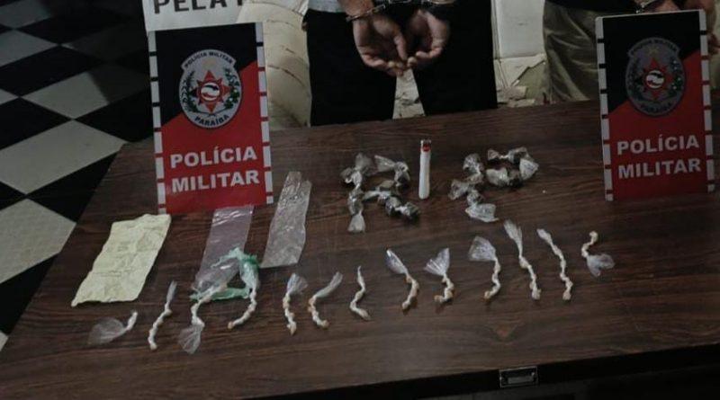 PM apreende dupla suspeita de tráfico de drogas na cidade de Conceição