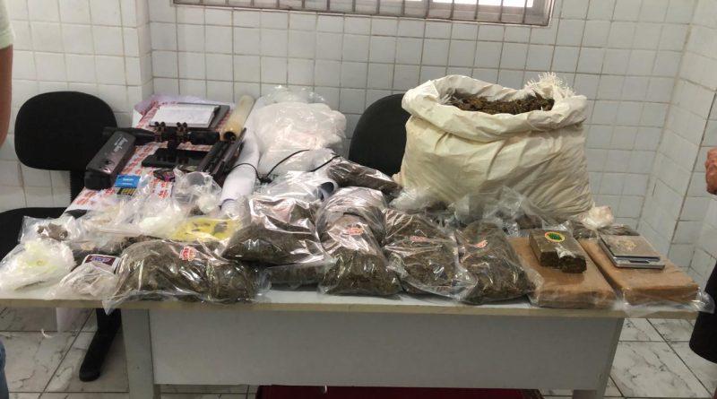 Polícia Militar captura foragido da Justiça com grande quantidade de drogas na Capital