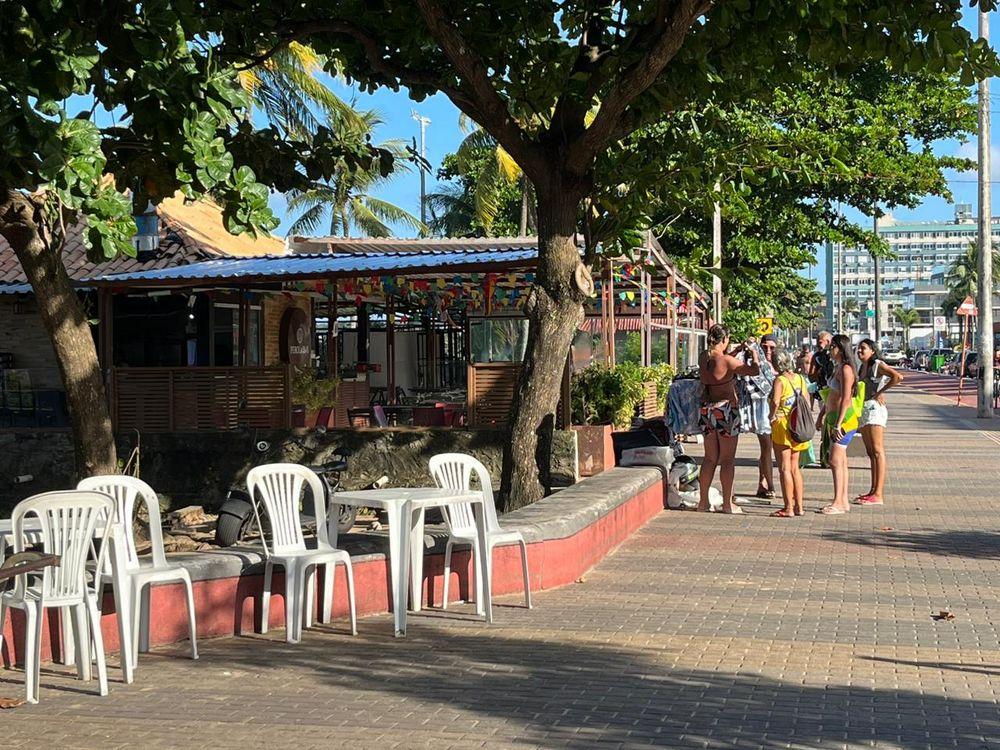 União sinaliza demolição de 10 barracas na orla de João Pessoa