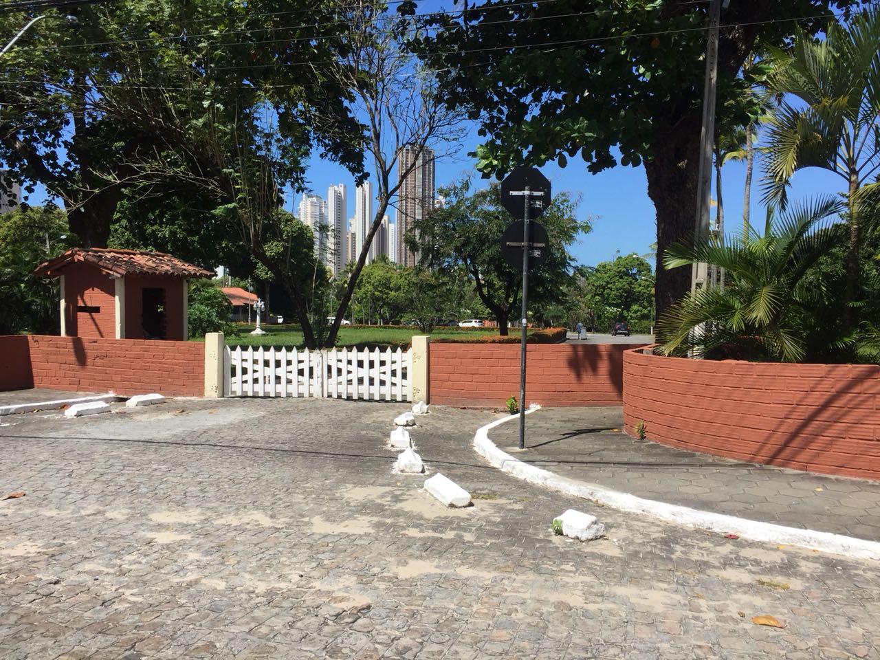 Homem que tinha mandado de prisão em aberto invade Granja Santana e é preso