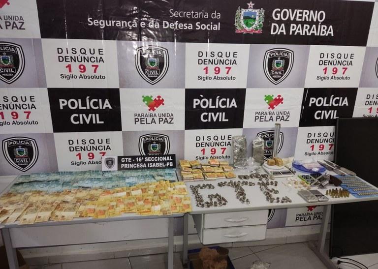 INVESTIGAÇÃO: Polícia Civil prende três suspeitos de tráfico e apreende arma e drogas em Princesa Isabel