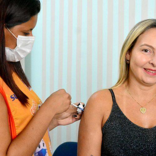 João Pessoa contará com três pontos móveis de vacinação nesta segunda-feira de Carnaval