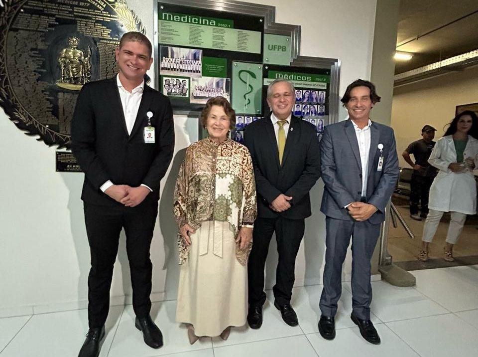 Nilda Gondim participa de entrega de equipamentos ao Hospital Lauro Wanderley, que teve R$ 1,9 milhão de suas emendas e de Veneziano